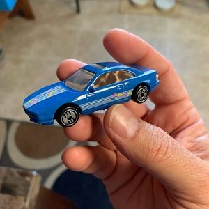 Cool Hot Wheels car from 1990 3 for $12!